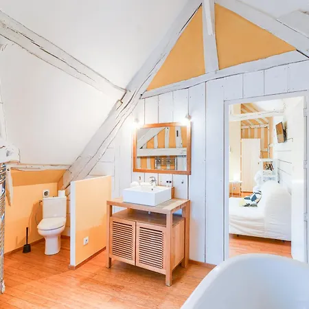 Loft Honfleurais 10 Personnes - Coeur Historique بيت للعطل *
